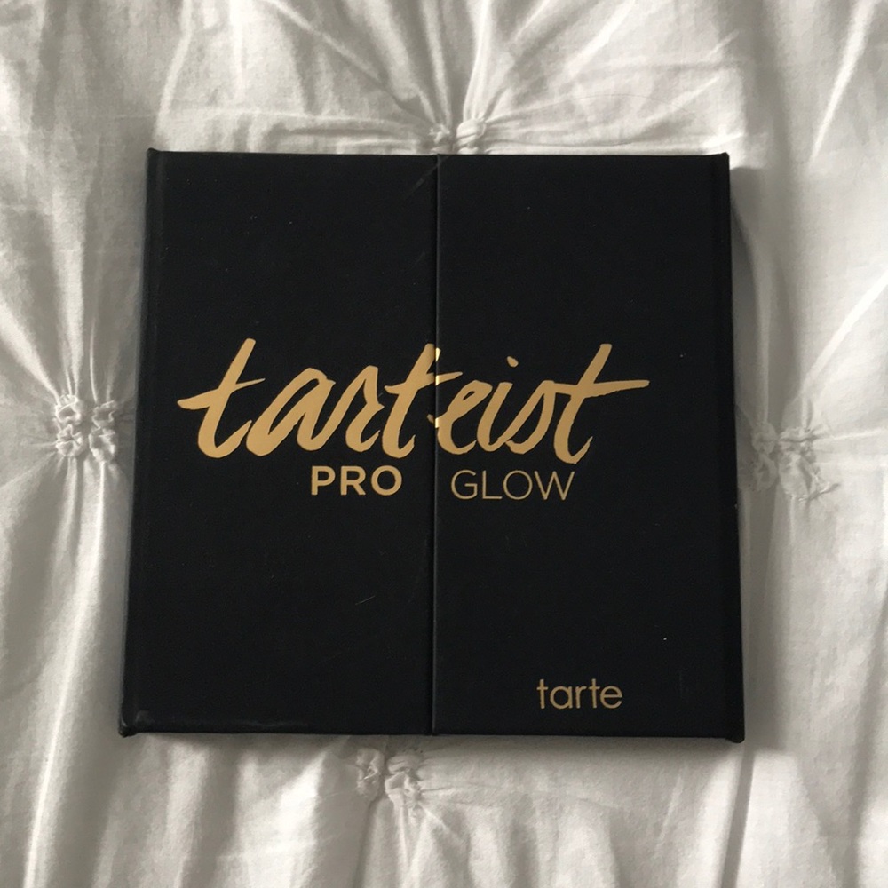 tartiest Pro Glow Highlight & Contour Palette